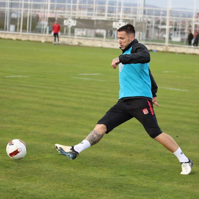 Sivasspor, Adana Demirspor maçı öncesi hazırlıklarını sürdürüyor
